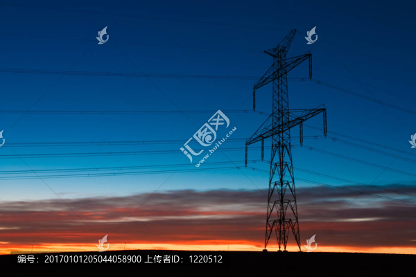 輸電塔