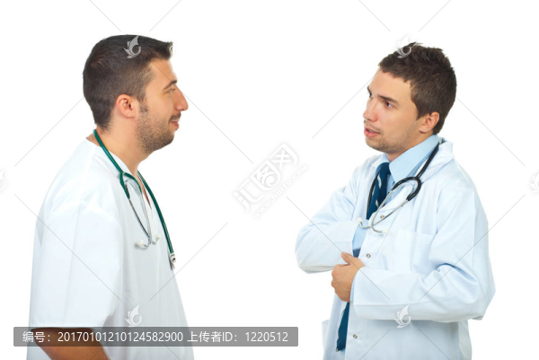 醫(yī)生交談的男人