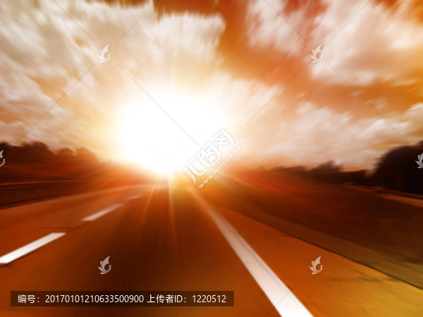空蕩蕩的公路