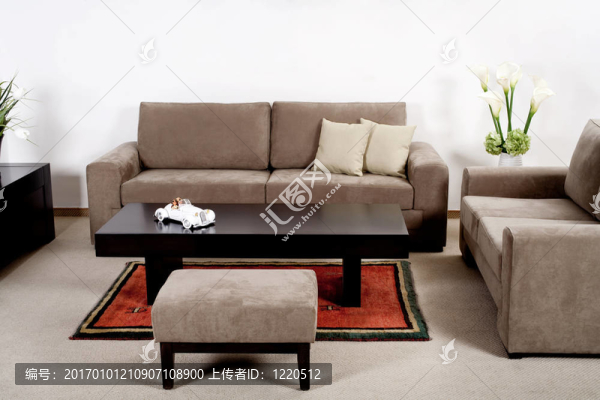 現(xiàn)代客廳經(jīng)典沙發(fā)