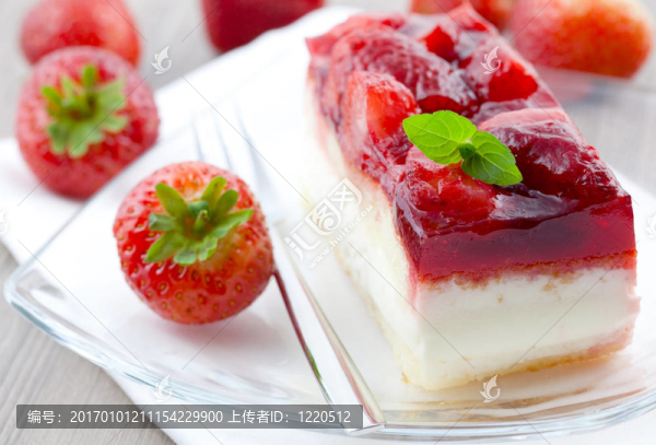草莓奶油蛋糕