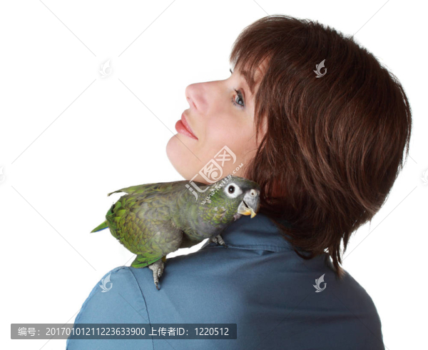 肩上扛著parrot的女人