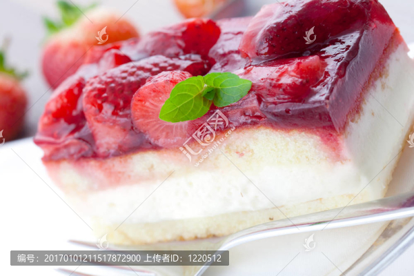 奶油草莓蛋糕
