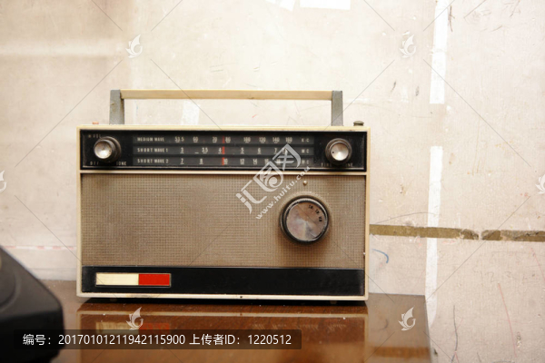 老式收音機