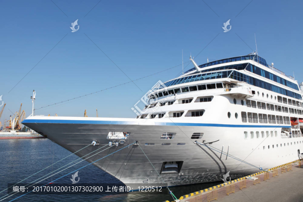 遠(yuǎn)洋船舶停靠敖德薩港；烏克蘭（Nautica）