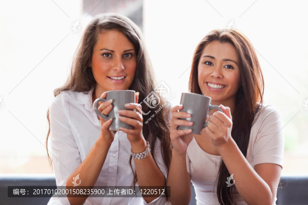 朋友喝杯咖啡