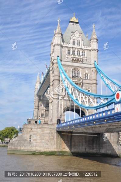 倫敦；塔橋；在英國