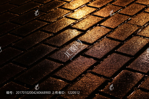 晚上鋪路