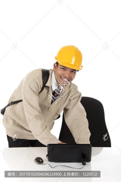 年輕的尼泊爾工程師