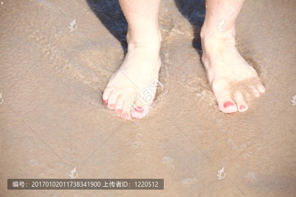 水中的美腿
