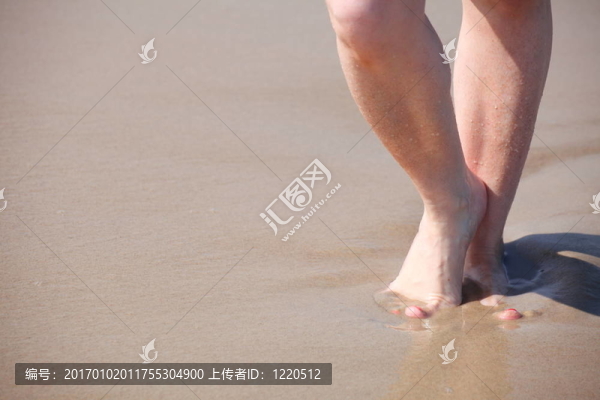 水中的美腿