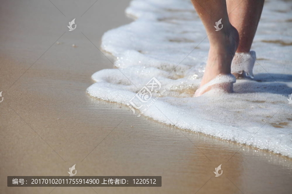 水中的美腿