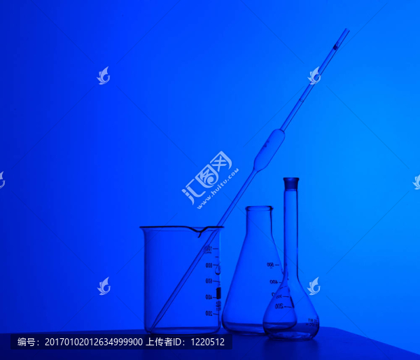 化學(xué)實(shí)驗(yàn)室設(shè)備和玻璃管