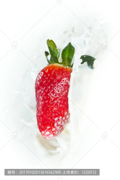 草莓濺奶