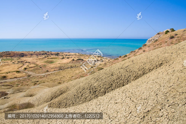 美麗的異國情調的海灘在Mediterranean