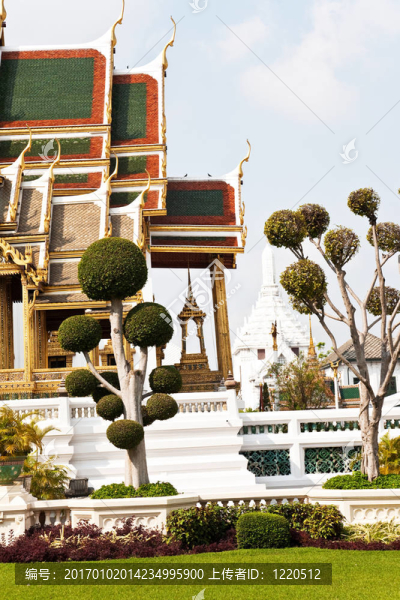 Phra,tinang圍裙phimok寺亭在宏偉的宮殿