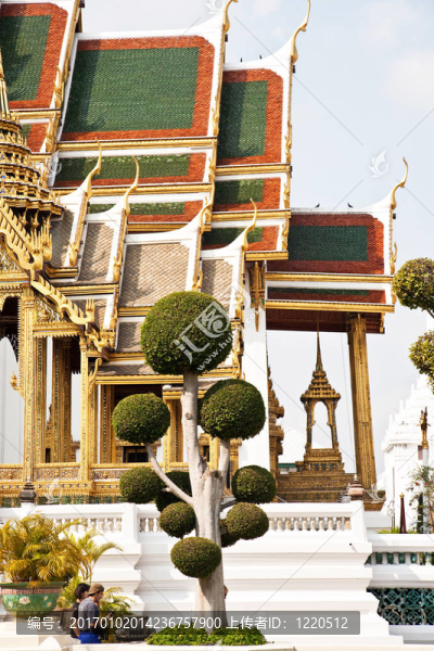 Phra,tinang圍裙phimok寺亭在宏偉的宮殿