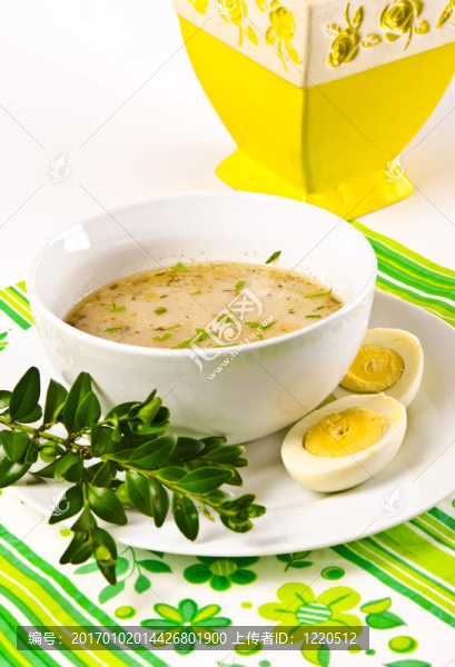Zurek是一個(gè)體面的波蘭湯