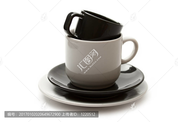 一套咖啡杯碟
