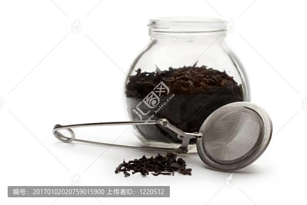 茶和茶濾網(wǎng)的玻璃容器