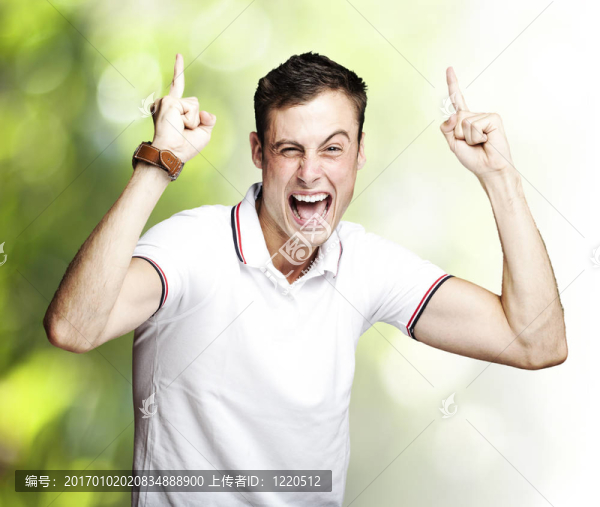 年輕的瘋狂的人-匯圖網(wǎng) www.fosd68.com 年輕的瘋狂的人