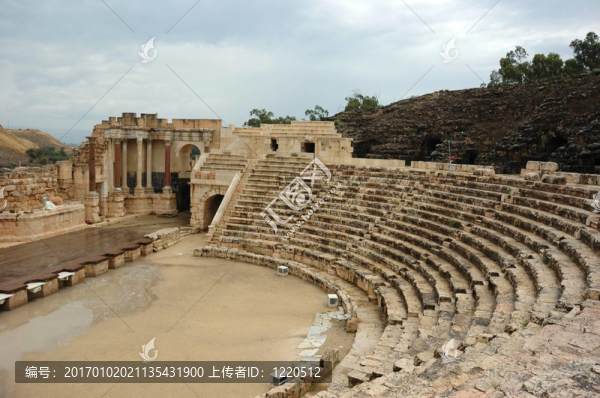 古Beit劇場(chǎng)遺址全景她（Beit,Shearim）的城市；以色列