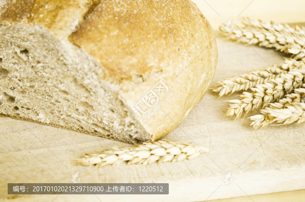 麥穗面包