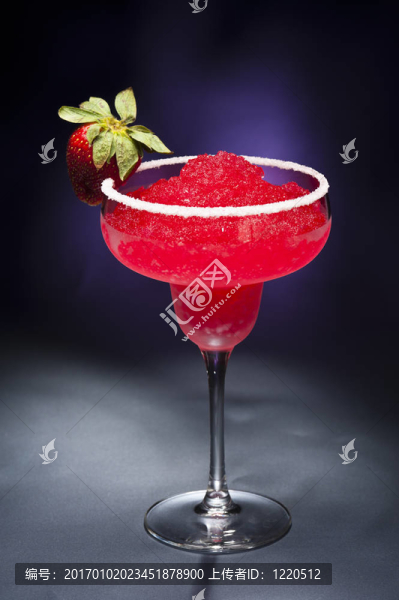 草莓瑪格麗特雞尾酒