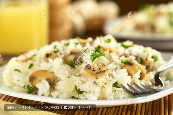歐芹蘑菇燴飯