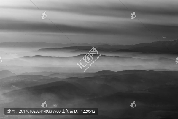 阿爾卑斯山鳥瞰圖