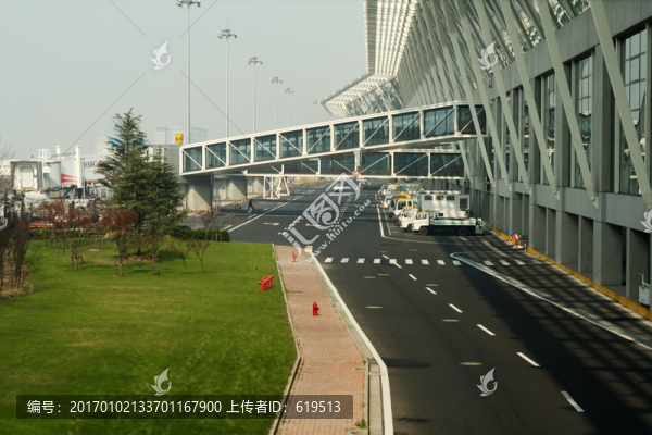 上海浦東機(jī)場(chǎng),2號(hào)航站樓