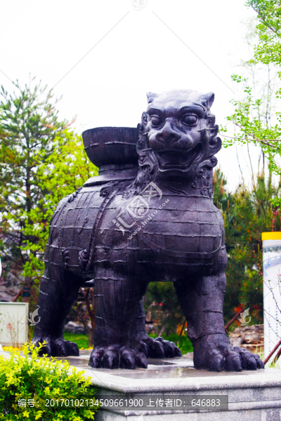 銅獸