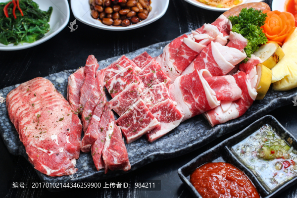 烤肉拼盤