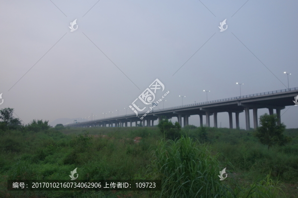 沿江山高速