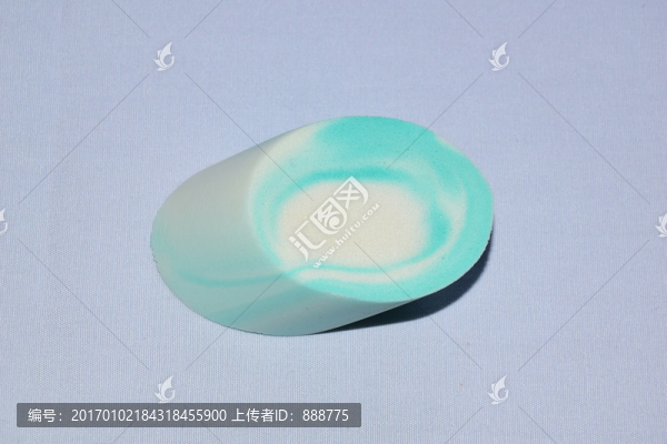 斜形圓柱體化妝綿-匯圖網(wǎng) www.fosd68.com 斜形圓柱體化妝綿