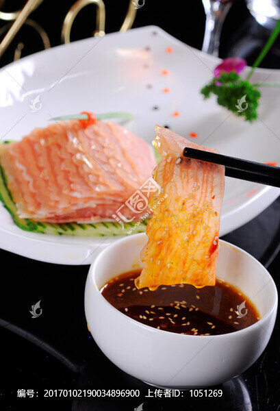 大刀耳片