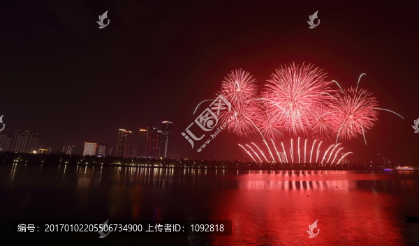 節(jié)日煙花