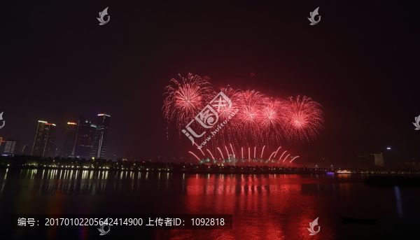 節(jié)日煙花
