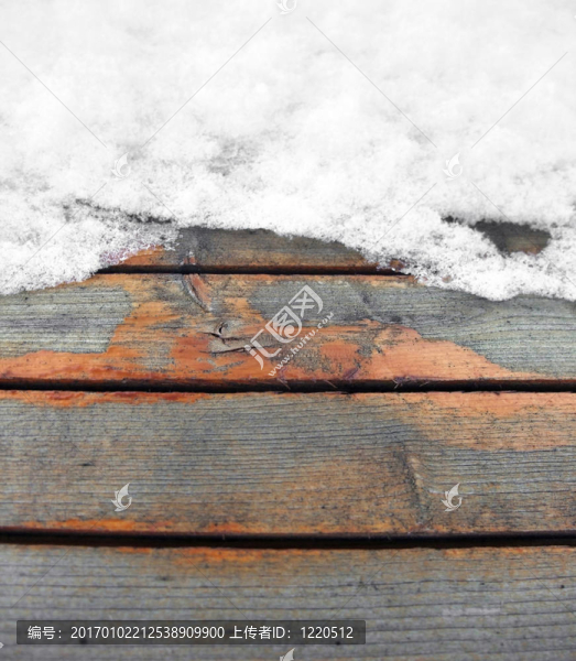 部分積雪木板