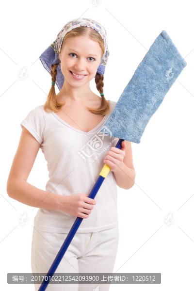 帶拖把的可愛女孩