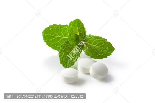 綠薄荷和白藥片