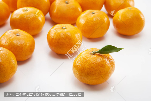 橙色