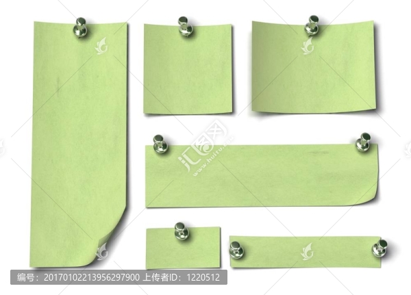 不同大小的綠色筆記；大的；長的。用圖釘固定在白色的墻壁