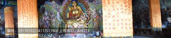 佛殿彩繪釋迦摩尼像
