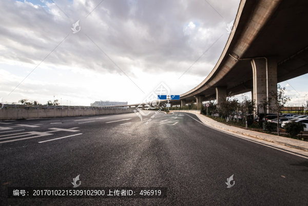 機場高數(shù)公路