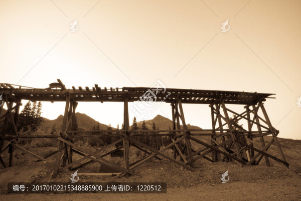 秋天的山