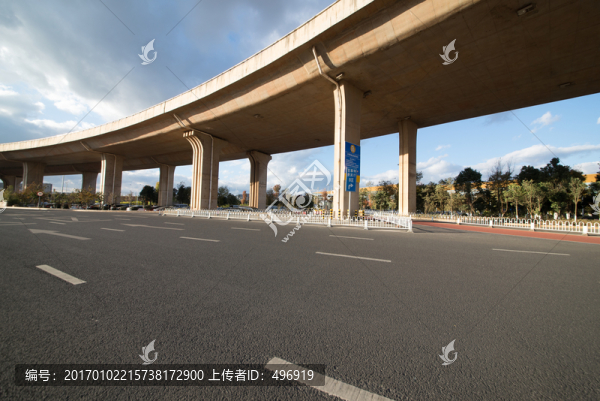 機(jī)場(chǎng)高數(shù)公路