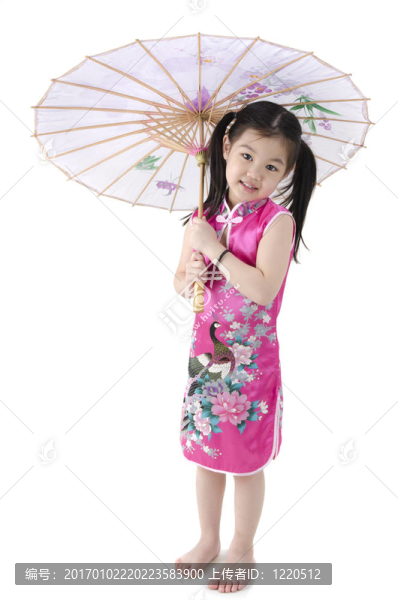 在中國的傳統(tǒng)服飾旗袍與東方女孩的小雨傘