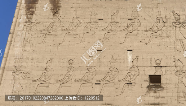 在Edfu神廟浮雕
