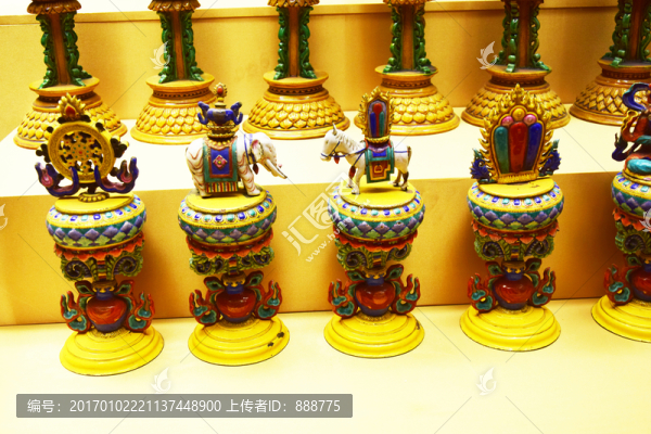 佛教瓷器飾品文物展示